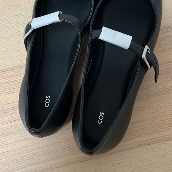 COS Pleated Leather Mary Jane Ballet flats - Picture 10 of 13